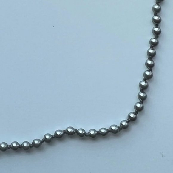 Silver Grey Freshwater Pearls Necklace - Picture 1 of 2